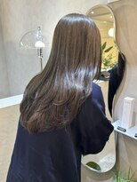 ジーナ 天神(Zina)&nbsp;韓国ヘア/顔周りカット/レイヤーカット/オリーブグレージュ