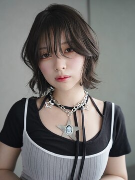 ステン(sten) 抜け感のあるボブスタイル