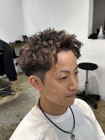 ザデイ カットアンドカルチャーショップ(THE DAY CUT&CULTURE SHOP)&nbsp;スパイキーカール【ブラウンカラー】