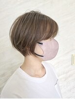 laf  hair ハイライト/髪質改善/白髪ぼかし【4月下旬 NEW OPEN（予定）】&nbsp;【ヒロシ】丸みショート　20代/30代/40代