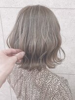 ミラ 新宿(MILA)&nbsp;ハイライト/ベージュ/ミルクティー/切りっぱなしボブ