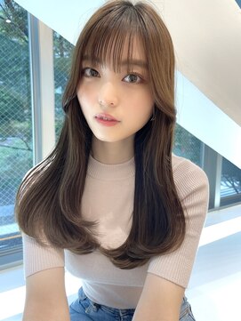 ガレリアエレガンテ 栄店(GALLARIA Elegante) 韓国風うち巻きロング　顔まわり小顔カット　【新出style】