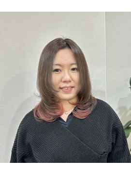 エーケイ(AK) ウルフ×インナーカラー