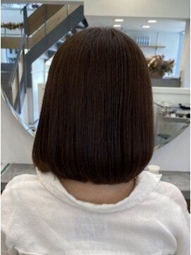 アクシス(AXIS) 艶髪が続くヘアカラー