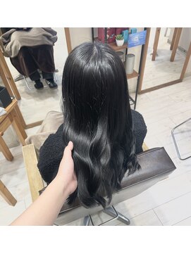美容室 パルス 静岡鷹匠店(PALS) ブルーブラック／艶髪／セミロング
