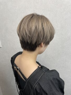 サイ 清澄白河(sigh) ダブルカラーのグレージュ