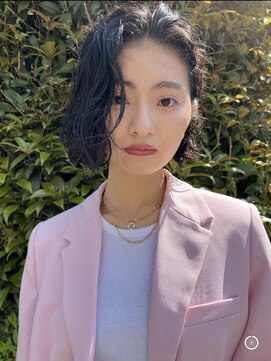 アンバー(AMBER) パーマボブ