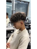 イーラ アメ村店(era)&nbsp;スペインカールパーマ/メンズ/刈り上げ/眉毛/ツイスト