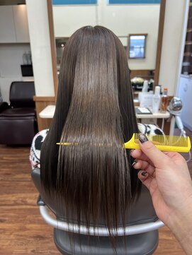 トータルビューティーサロン トップスタイル 艶髪ブラウンカラー