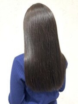 パークヘア 天神大名(parc hair) 艶髪ロング 透明感カラー 髪質改善トリートメント