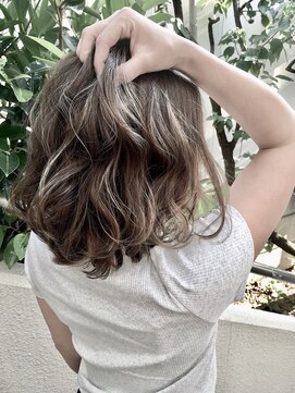 セレスト 下北沢店(CELESTE) パステルベージュ×ハイライト