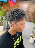 ツイストTHAハイライトWITH二段階刈り上げ