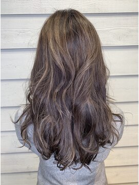 ニューラインギンザ(New-Line 銀座) 《New-Line 代表YUTAKA》外国人風巻き髪ロングハイトーンカラー