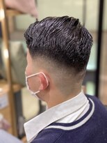 ウノプリール 茶屋町店(unopulir)&nbsp;サイドパート スキンフェード バーバースタイル