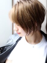 グリッター 泉中央店(GRITTERs)&nbsp;ショートボブ　サイドシルエット