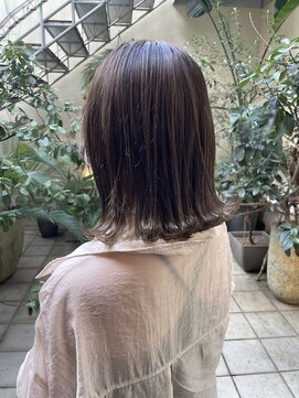 メイクス 表参道(MAKE'S omotesando) 外ハネ×オリーブベージュ