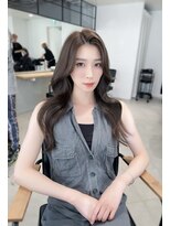 アイヴィー(IVY)&nbsp;韓国流大人ロングヘア【田部井達朗】