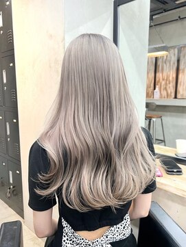 スティーロ 渋谷(Steelo) Steelo シアーグレー×大人レイヤー