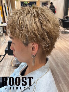 ルースト 渋谷店(ROOST) ミルクティーベージュ
