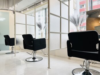 marshu 梅田【マーシュウメダ】