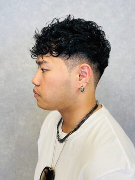 スター(STAR) 20代30代☆/ツイストパーマ/ショート/アッシュブラック/メンズ