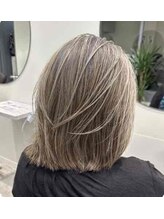 脱白髪染め♪髪色の幅広がり伸びてきても目立ちにくい白髪ぼかしの提案