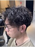 サイドパート ツイストスパイラル ビジネスヘア