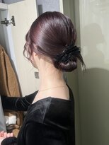 リラス 博多(rilas) ぶどういろ　タイトめヘアアレンジ