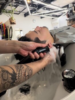 ヘアー ワーク ショップ タイムレス(HAIR WORK SHOP TIMELESS)の写真/頭皮の汚れを落とし、髪を健康にしてくれる癒しのヘッドスパがおすすめ◎極上のサロンタイムを☆