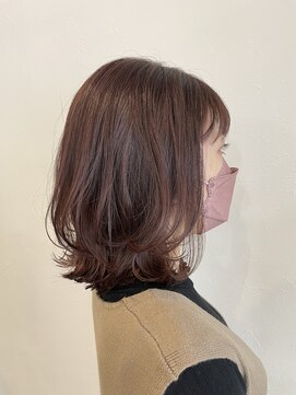 アヴェリー(avely) ミディアムレイヤー/ひし形/髪質改善/くびれヘア