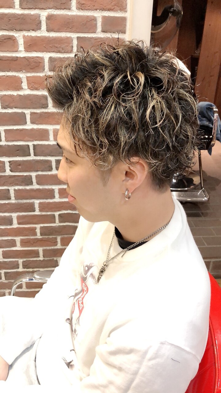 ハイライトスパイラルパーマ：L011441372｜キャノンボールヘアの