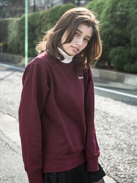 カルフール ロコ 草加西口店(Carrefour LOCO) ☆LOCO☆センターパートでルーズな無造作ミディ