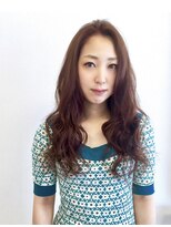 ヘアー キュート(hair CUtE)&nbsp;少女と大人の二面性を併せ持つアンニュイロング！