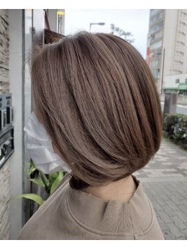 ヴィーヴォ 天六店(VIVO) 【VIVO】Watanabe 大人ボブヘアアッシュグレージュ前下がりボブ