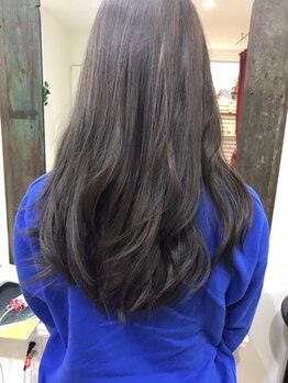 ヘアネイル ジェム(hair nail gem)の写真/頭皮や髪へのダメージを最小限に、1人1人のお悩みに合わせたカラーをご提供♪顔色も明るく魅せる仕上がりに