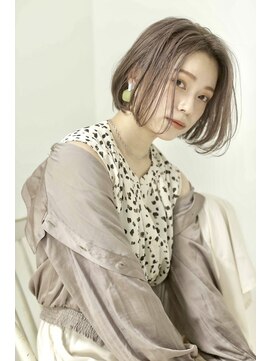 アンドバイモードケイズ (and by MODE K's) 大人ボブ_マチルダボブインナーグレージュウルフ