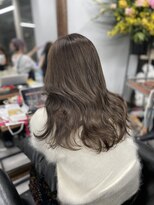 アット(at...)&nbsp;【グレージュ×レイヤー】