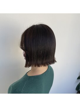 レフラム 獨協大学前店(le:fro:m) 外ハネ×ミニボブ