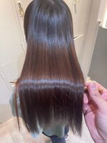 ジーナ 本八幡(Zina)&nbsp;大人かわいい20代30代40代小顔ショコラベージュ　Zina本八幡