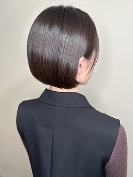 トップヘアーラウンジ 知立(TOP HAIR Lounge) コンパクトなミニボブで大人可愛く/アッシュブラック