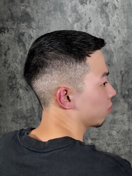 プレミアムバーバー 目黒店(PREMIUM BARBER produce by HIRO GINZA) クロップフェードスタイル