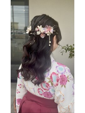アズワンクミノキ(As:one kuminoki) 卒業式ヘア　ハーフアップ