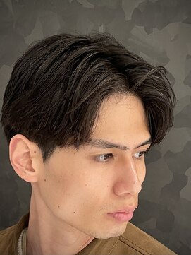 ヒロギンザ 大阪本店(HIRO GINZA) センターパートスタイル