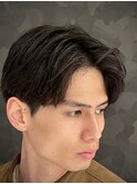 センターパートスタイル