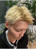 盛岡メンズブリーチカラーミルクティーベージュセンターパート◆