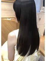 トゥーリ(tuuli) 艶髪 髪質改善縮毛矯正 トリートメント ロングヘア