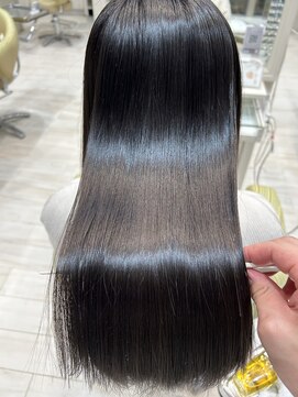 ビス ヘア アンド ビューティー 西新井店(Vis Hair＆Beauty) 20代30代40代髪質改善トリートメント艶感ストレート透明感ロング