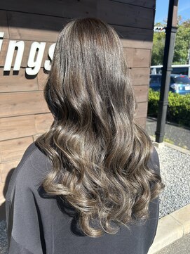 イングスジャパン(ings JAPAN) ハイライト × オリーブベージュ