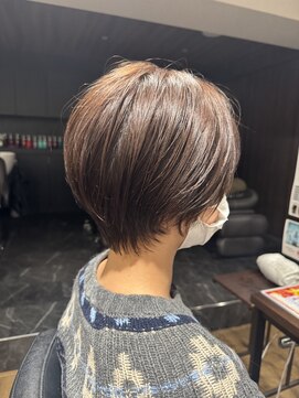 ハピネス クローバー 八木店(Happiness CLOVER) マッシュショート 脱白髪染め 30代40代50代60代 グレージュ