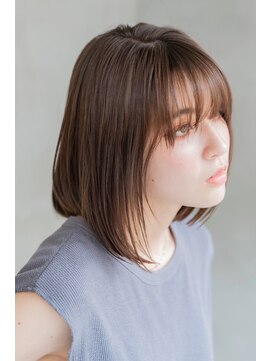 ロイジー(roijir) 表参道 roijir 前下がりボブ×ベージュカラー